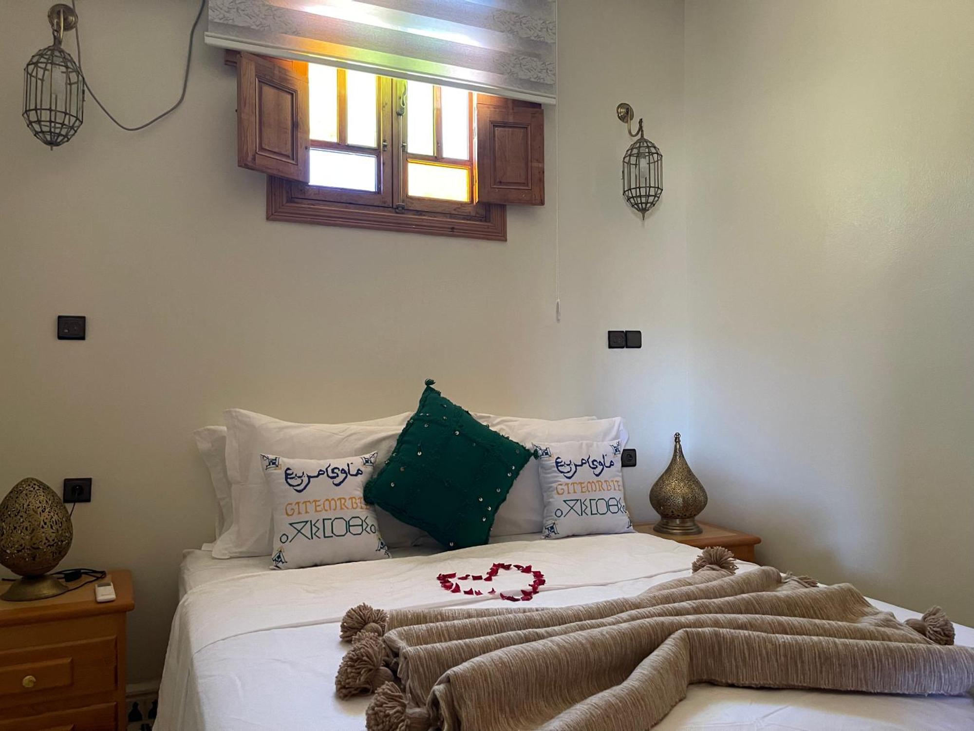 Gite Marbie Maison Rurale, Une Experience Naturelle Unique, Au Coeur Du Moyen Atlas, Maroc Kasba Tibouda Dış mekan fotoğraf